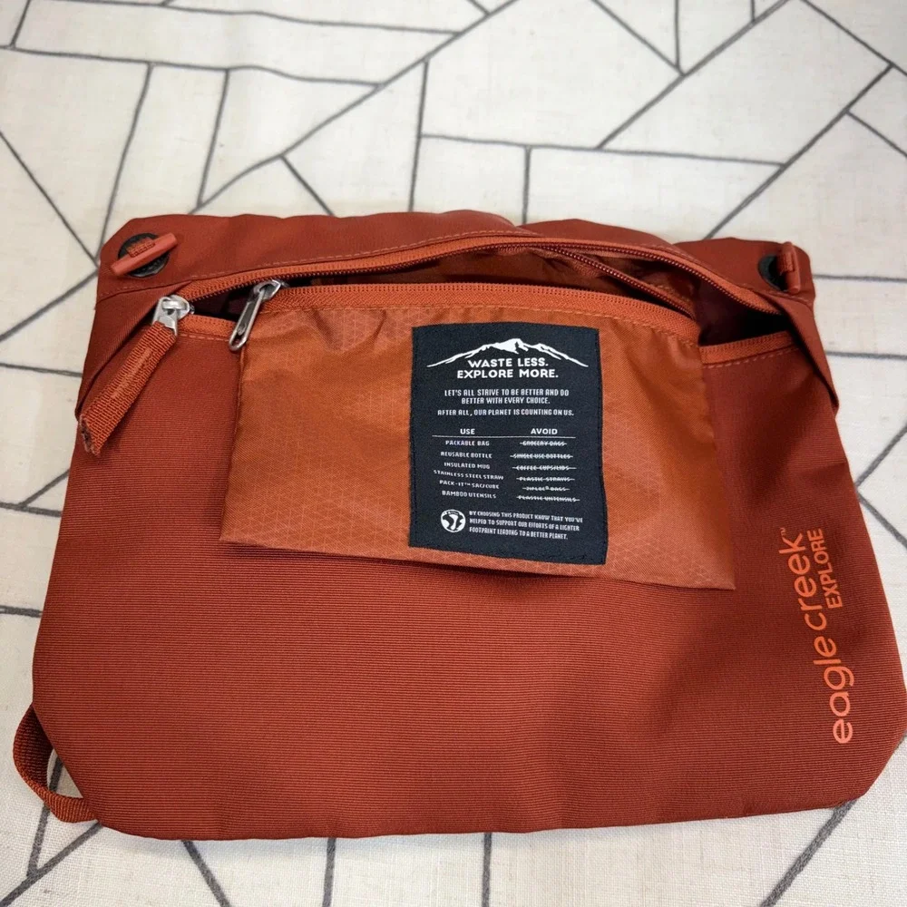 Eagle Creek Explore Sacoche Bag OS Rust Orange Crossbody Travel Pouch EC0A5LQ5